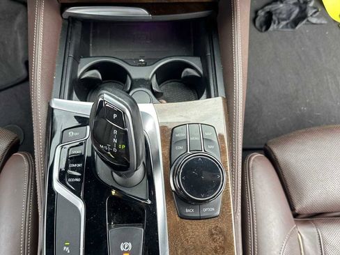 Used 2018 BMW M550i xDrive image 18