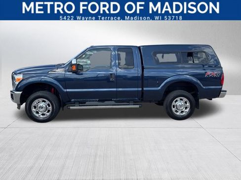 Used 2016 Ford F250 XLT w/ XLT Premium Package AWD/4WD image 3