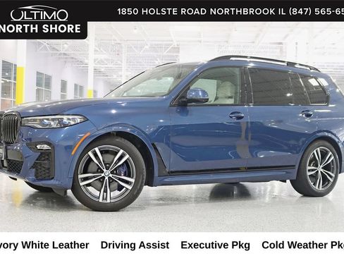 Used 2022 BMW X7 M50i AWD/4WD image 1