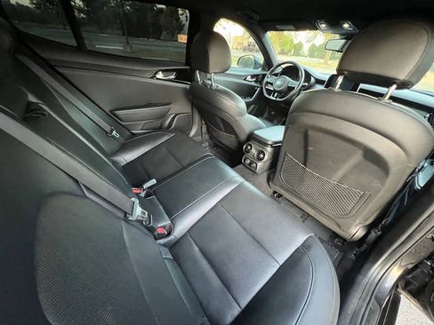 Used 2020 Kia Stinger GT-Line image 26