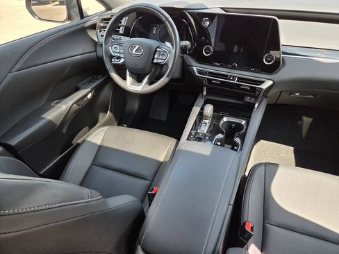 Used 2024 Lexus RX 350h w/ Accessory Package (K3) AWD/4WD image 32