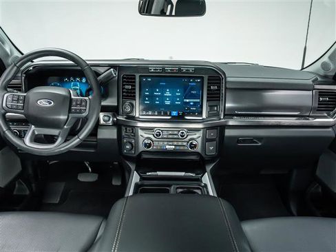 Used 2023 Ford F250 Lariat w/ Tow Technology Package image 24