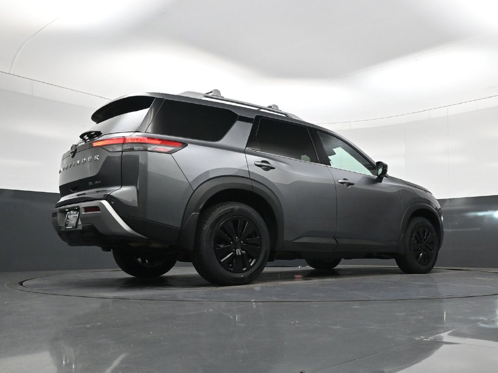 Certified 2024 Nissan Pathfinder SL AWD/4WD image 26