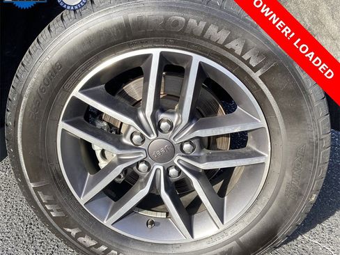 Used 2022 Jeep Grand Cherokee Limited image 10