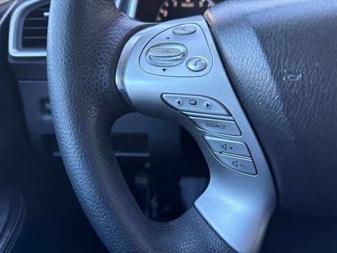 Used 2017 Nissan Murano S w/ Navigation Package image 24