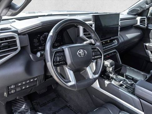 Used 2022 Toyota Tundra Platinum w/ Advanced Package AWD/4WD image 10