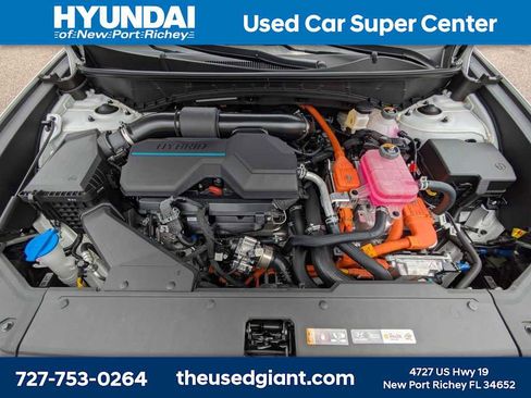 Certified 2024 Hyundai Tucson Limited AWD/4WD image 15