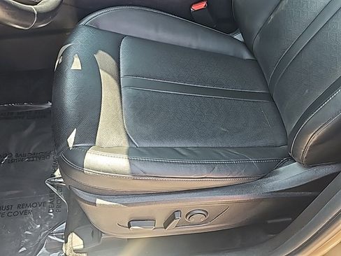 Used 2021 Kia Sorento S image 11