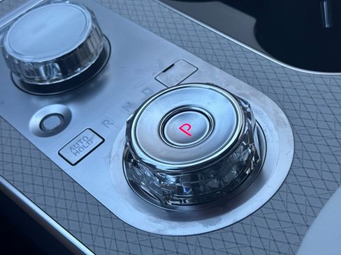 New 2025 Genesis GV80 3.5T Prestige image 25