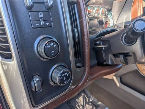 Used 2016 Chevrolet Silverado 2500 High Country w/ Duramax Plus Package image 16