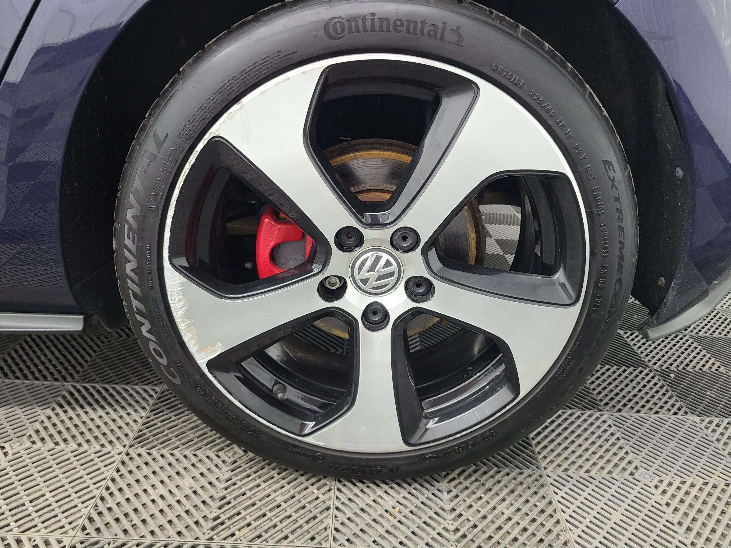 Used 2017 Volkswagen GTI S FWD image 18
