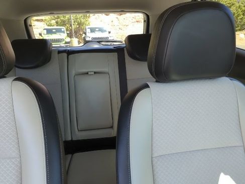Used 2021 Buick Encore Preferred w/ Safety Package II AWD/4WD image 21