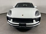 Certified 2025 Porsche Macan image 2