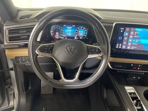 Certified 2024 Volkswagen Atlas Cross Sport SE AWD/4WD image 12