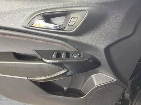 Certified 2024 Chevrolet Trax RS w/ Driver Confidence Package FWD image 25