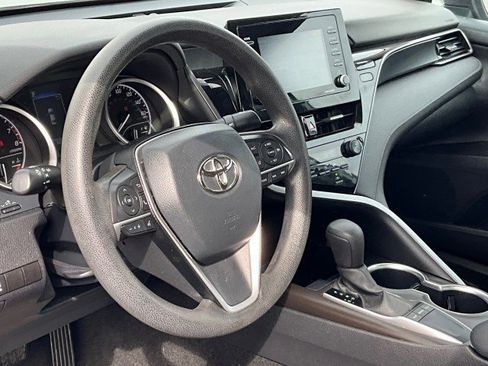 Used 2023 Toyota Camry LE image 9