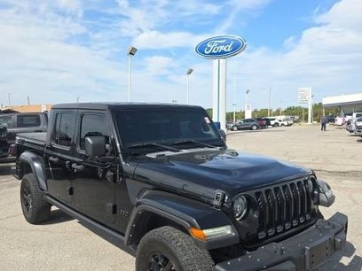 Used 2023 Jeep Gladiator Sport