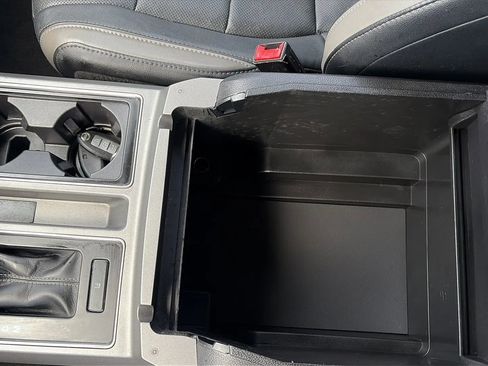 Used 2018 Ford F150 Raptor w/ Equipment Group 802A Luxury image 45