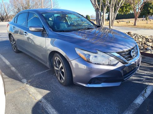 Used 2018 Nissan Altima 2.5 SR image 3