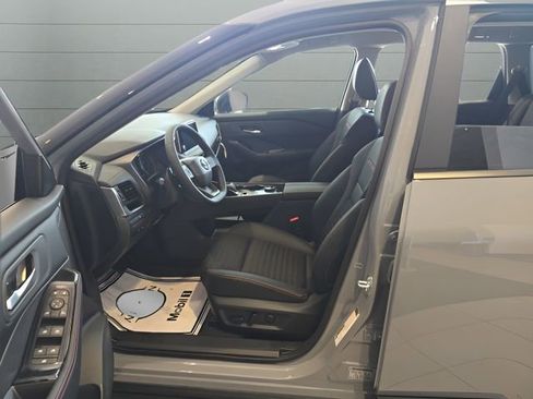 New 2026 Nissan Rogue SV image 11