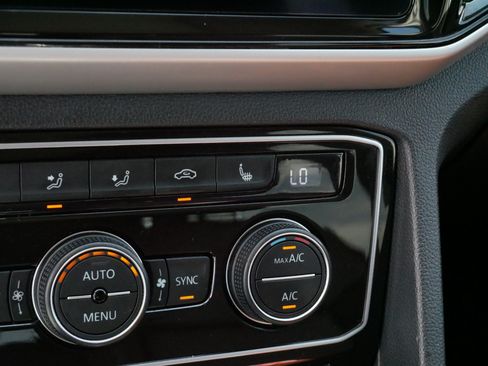 Certified 2022 Volkswagen Atlas SEL AWD/4WD image 31