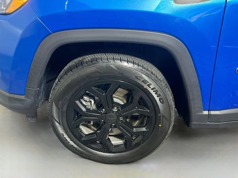 Used 2024 Jeep Compass Latitude image 13