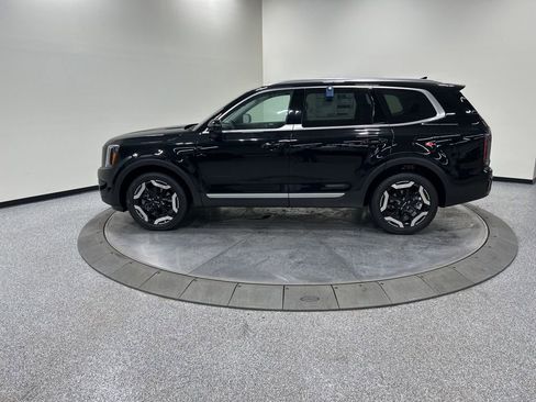 New 2025 Kia Telluride EX w/ EX Captain's Chair Package image 8