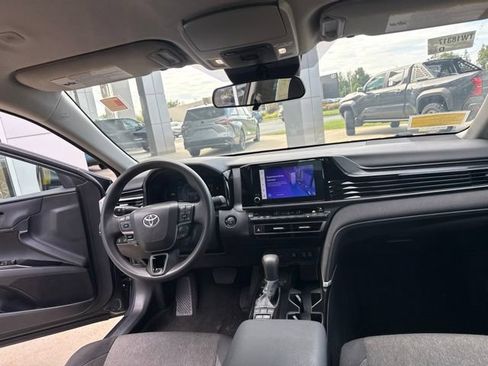 Used 2025 Toyota Camry LE FWD image 27