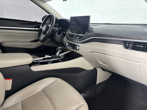 Used 2023 Nissan Altima 2.5 SL AWD/4WD image 31