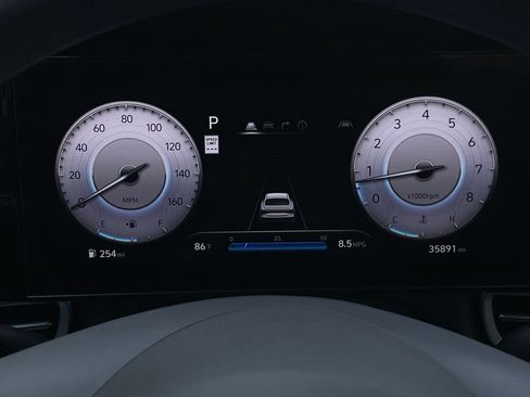 Used 2024 Hyundai Elantra SEL FWD image 15