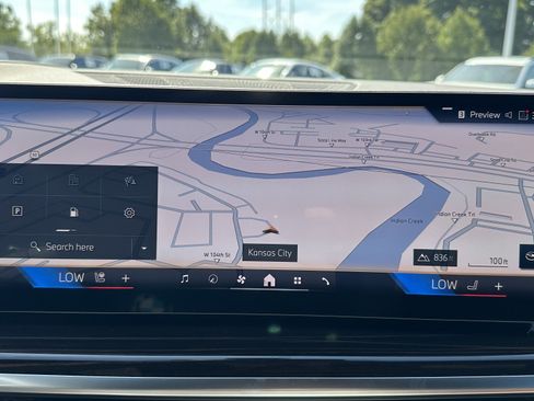 Used 2026 BMW X5 xDrive40i w/ M Sport Package image 22