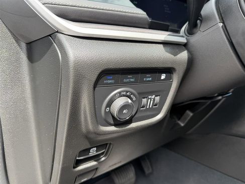 Used 2023 Jeep Grand Cherokee 4WD 4xe image 27