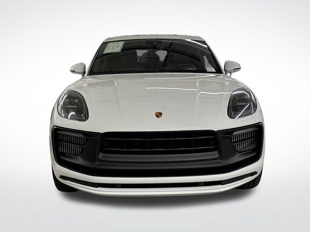 Used 2022 Porsche Macan GTS AWD/4WD image 8