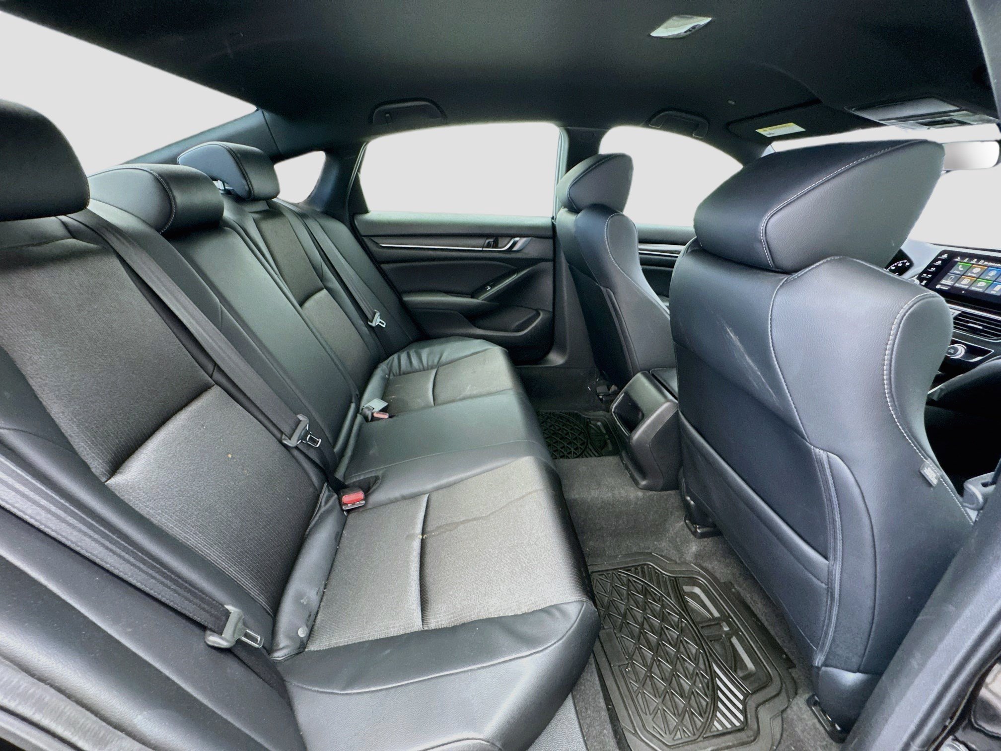 Used 2018 Honda Accord Sport image 17