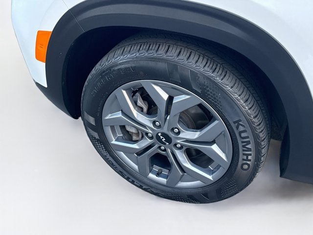 Certified 2024 Kia Seltos S AWD/4WD image 30
