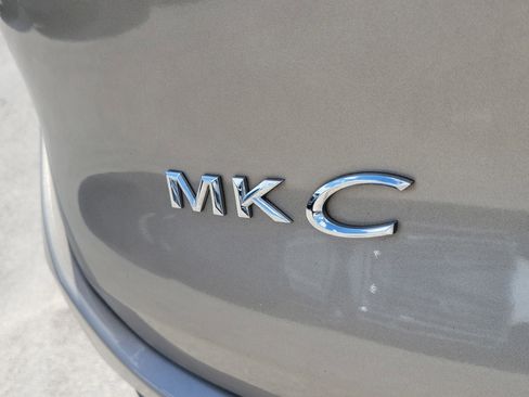 Used 2019 Lincoln MKC Premiere FWD image 9