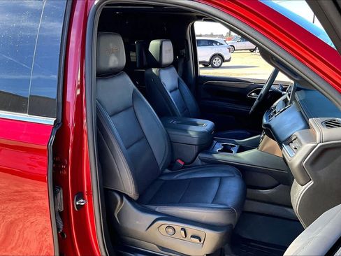 Used 2023 Chevrolet Tahoe High Country image 9