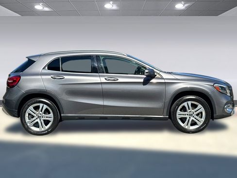 Certified 2020 Mercedes-Benz GLA 250 4MATIC image 7