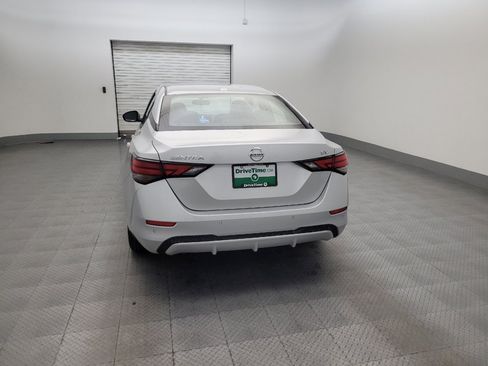 Used 2022 Nissan Sentra SV FWD image 6