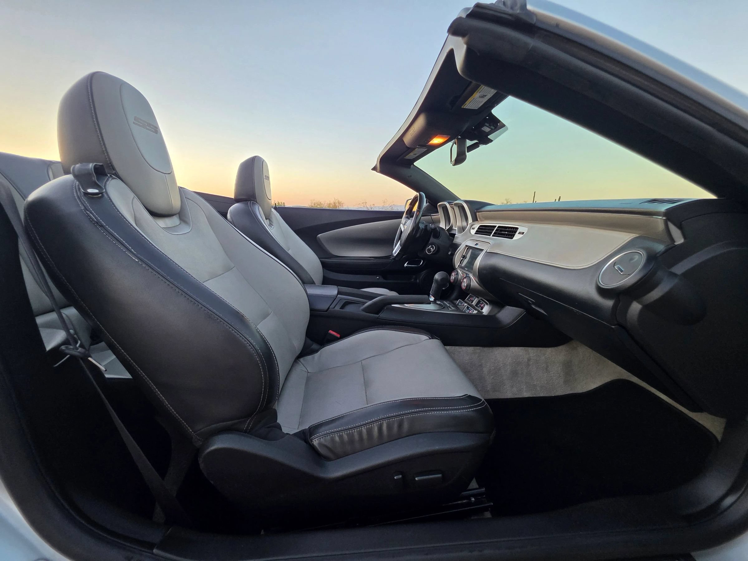 Used 2012 Chevrolet Camaro SS RWD image 21