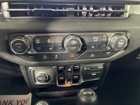Used 2026 Jeep Wrangler Unlimited Sport AWD/4WD image 32