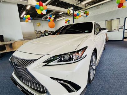 Used 2021 Lexus ES 250 w/ Premium Package