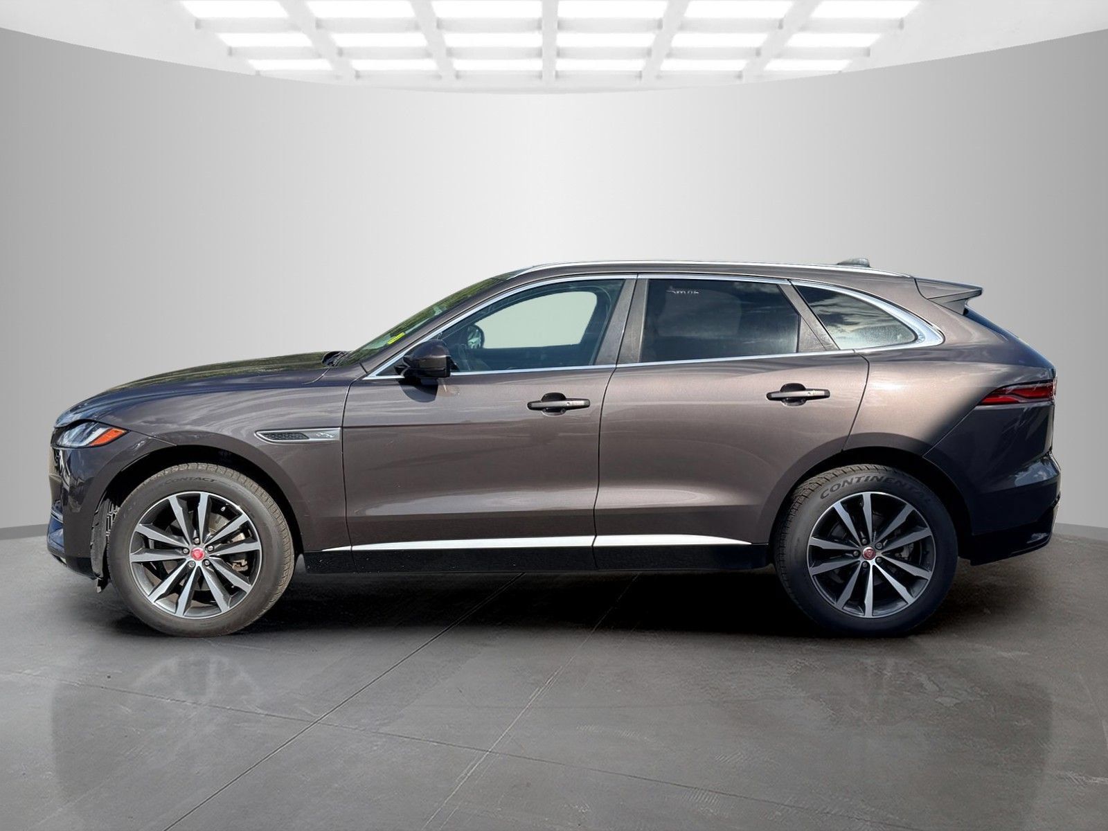 Used 2023 Jaguar F-PACE S AWD/4WD image 8