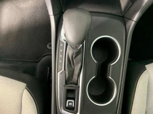 Used 2022 Chevrolet Equinox LS w/ LS Convenience Package FWD image 26