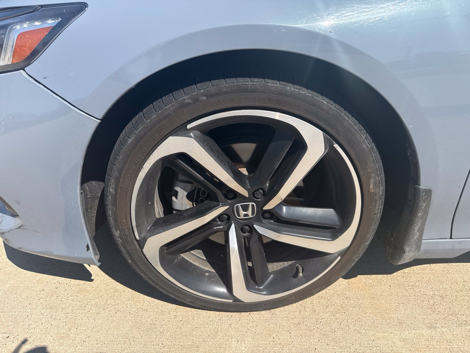 Used 2022 Honda Accord Sport image 4