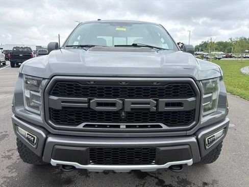 Used 2018 Ford F150 Raptor w/ Equipment Group 802A Luxury AWD/4WD image 3