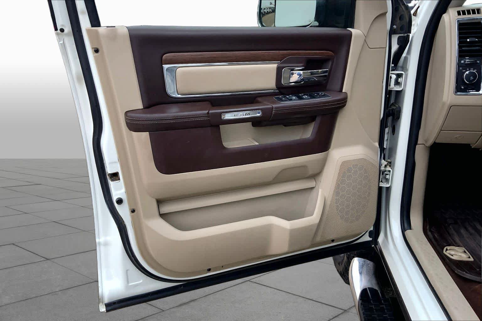 Used 2018 RAM 3500 Laramie w/ Protection Group AWD/4WD image 22