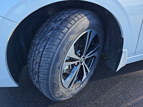 Used 2022 Nissan Sentra SV image 35