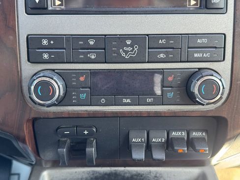 Used 2012 Ford F250 Lariat w/ Lariat Ultimate Pkg image 27