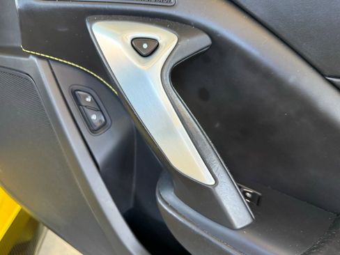 Used 2016 Chevrolet Corvette Z06 w/ 3LZ Preferred Equipment Group image 40